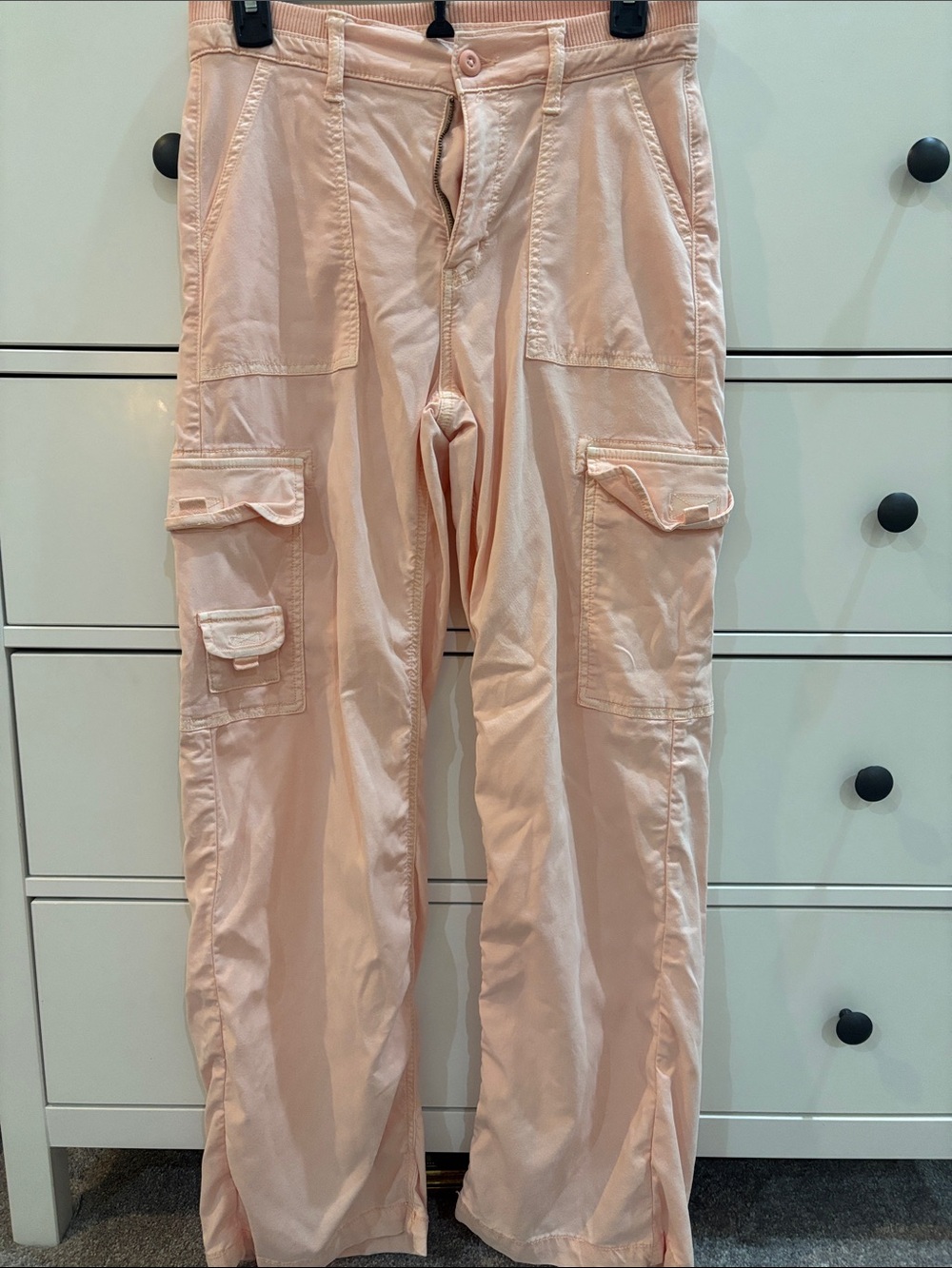 American Eagle Outfitters Light Pink Cargo Pants - Relaxed Utility Fit